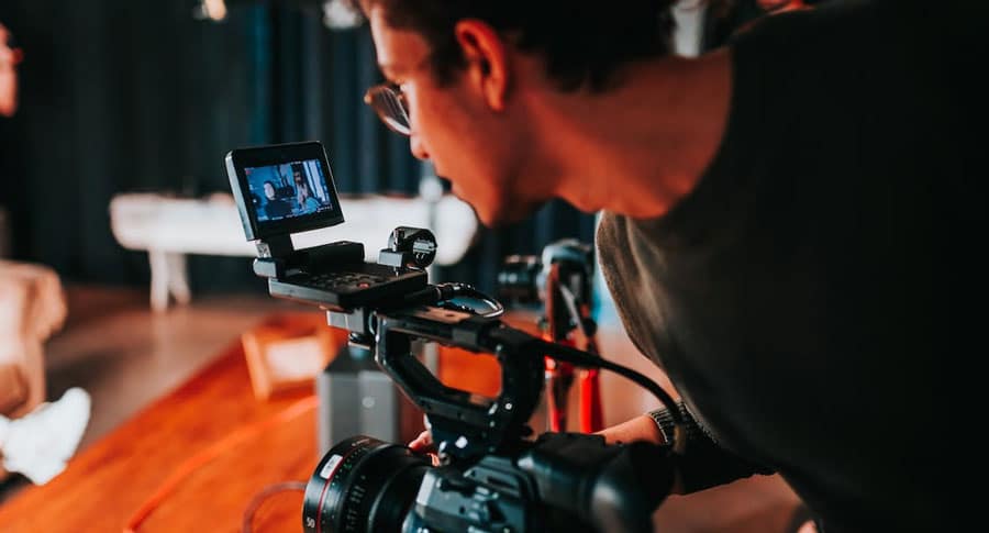 sydney Event live streaming - brad on the job